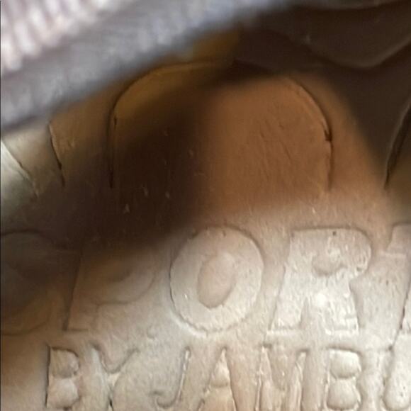 Jambu Gray Strapped Sandals. 8M - Picture 4 of 4